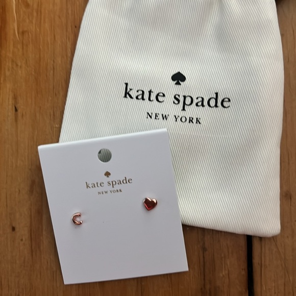 Kate Spade Rose Gold ‘C’ Initial and Heart Stud Earrings - New With Tags! - Picture 3 of 3